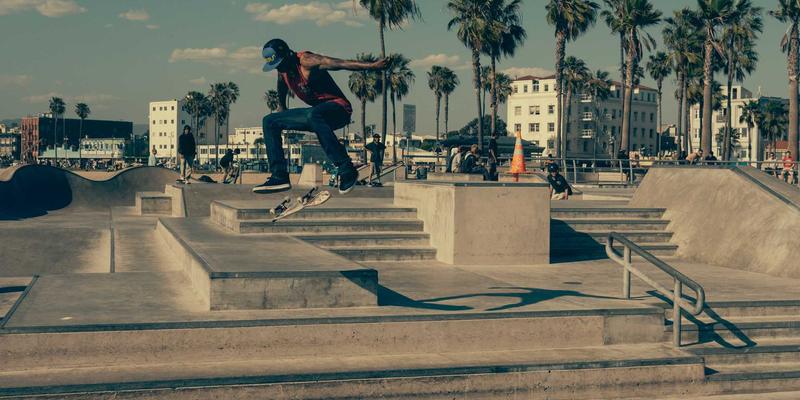 突破性能瓶颈：深度解析DPDK与FD.io数据平面编程，打造百万级并发网关实战指南